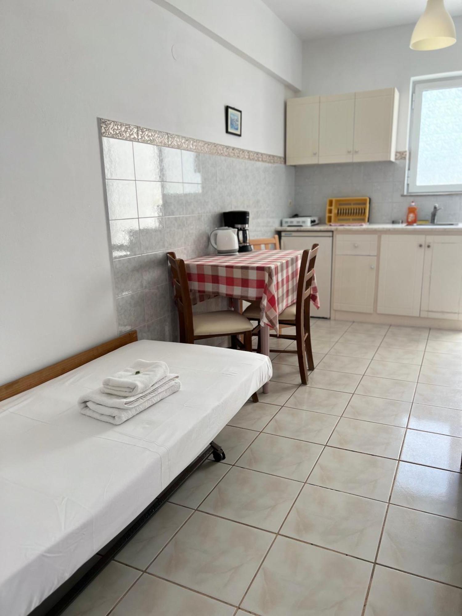 Manine Apartments Kos Town Luaran gambar